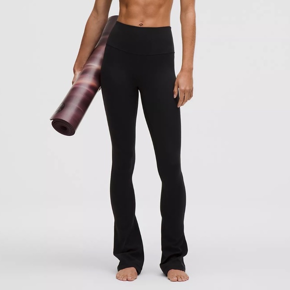 lululemon High-Rise Mini-Flare Leggings Pants Size 0 NEARLY NEW! - Picture 1 of 4